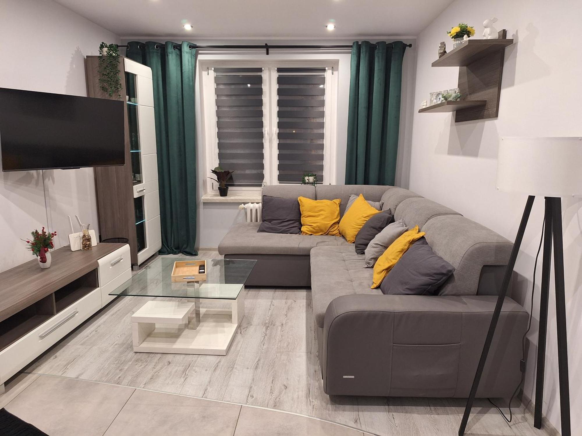 Apartament Z Jacuzzi W Centrum Katowic คาโตวีตเซ ภายนอก รูปภาพ